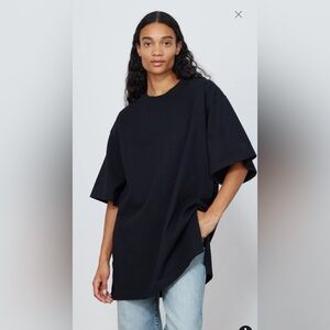 RUADH Holt black tee shirt